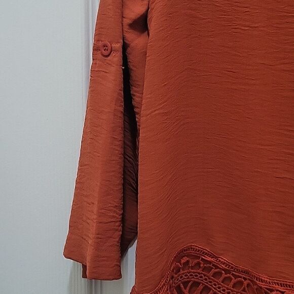 Entro 3/4 Sleeve Top - Picture 2 of 15